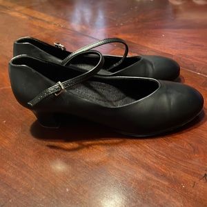 1.5 Inch Black Character Shoes (women’s size 9.5)
